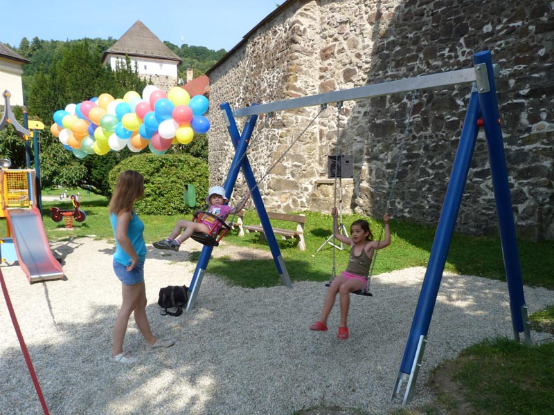 Detské ihrisko pod hradbami